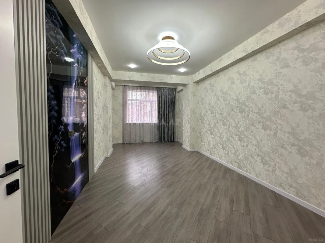 Satılır 2 otaqlı mənzil 63 m²