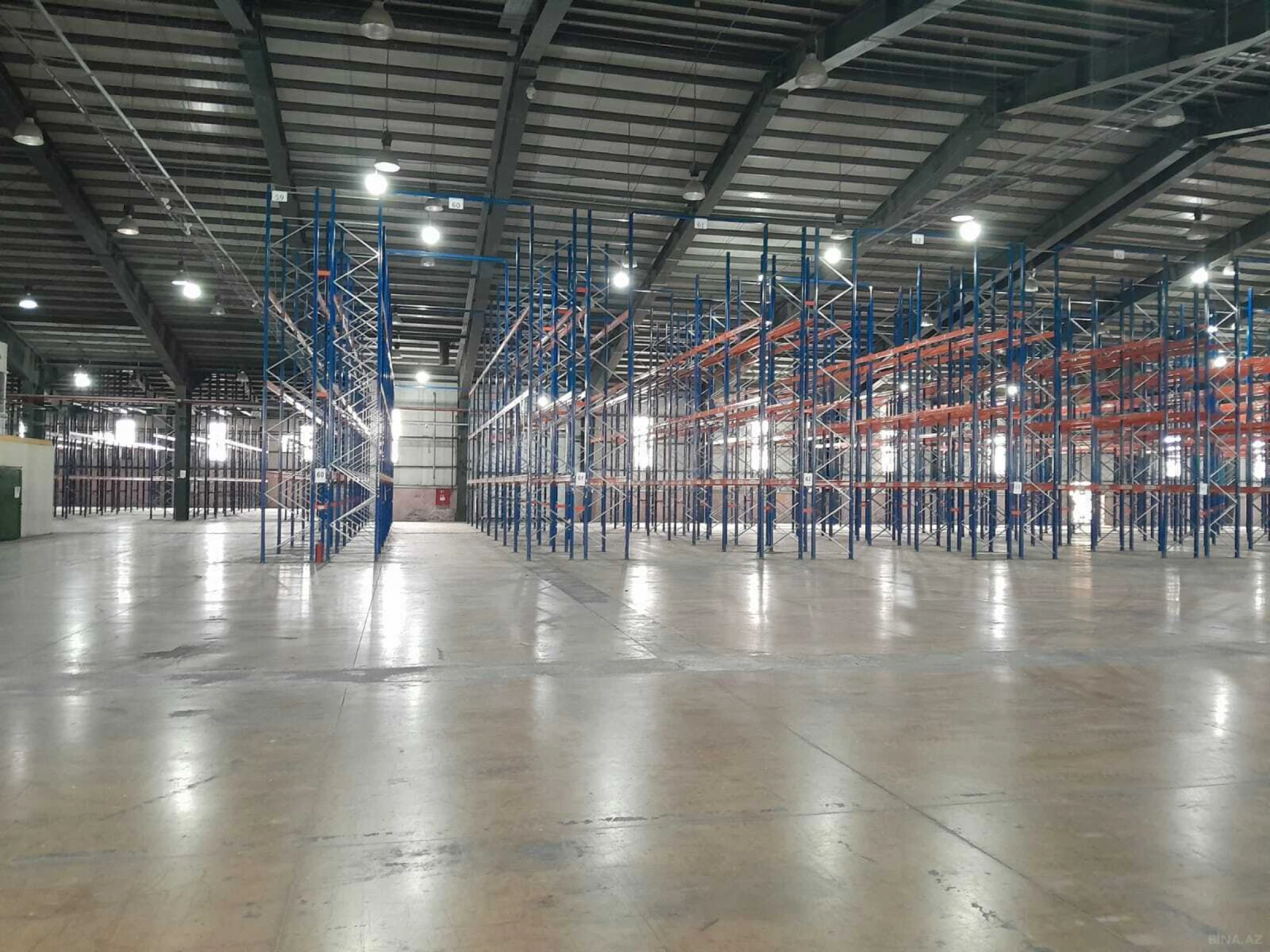 Kirayə verilir obyekt 500 m²