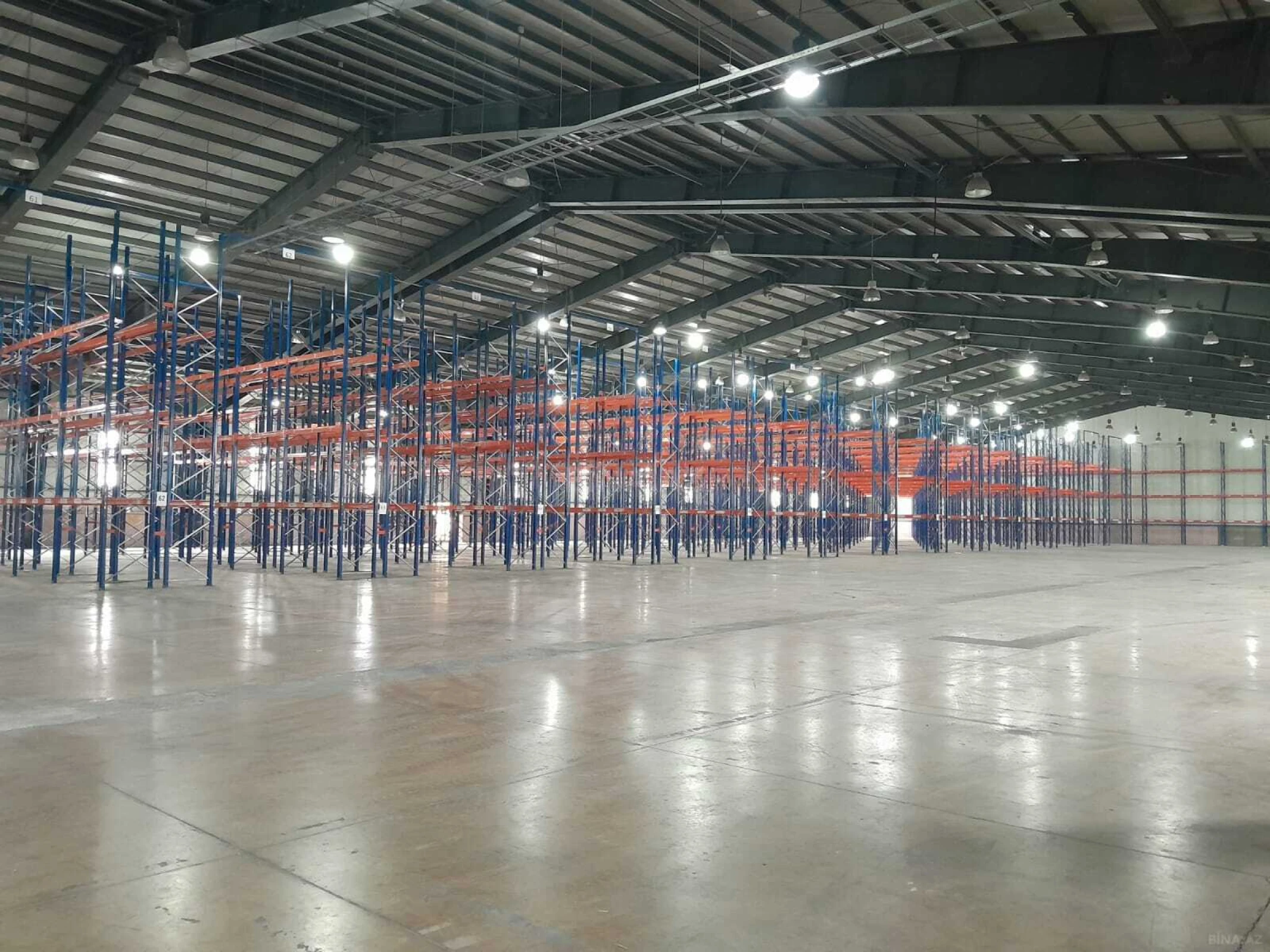 Kirayə verilir obyekt 500 m²