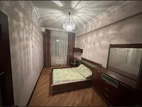 Kirayə verilir 3 otaqlı mənzil 120 m²