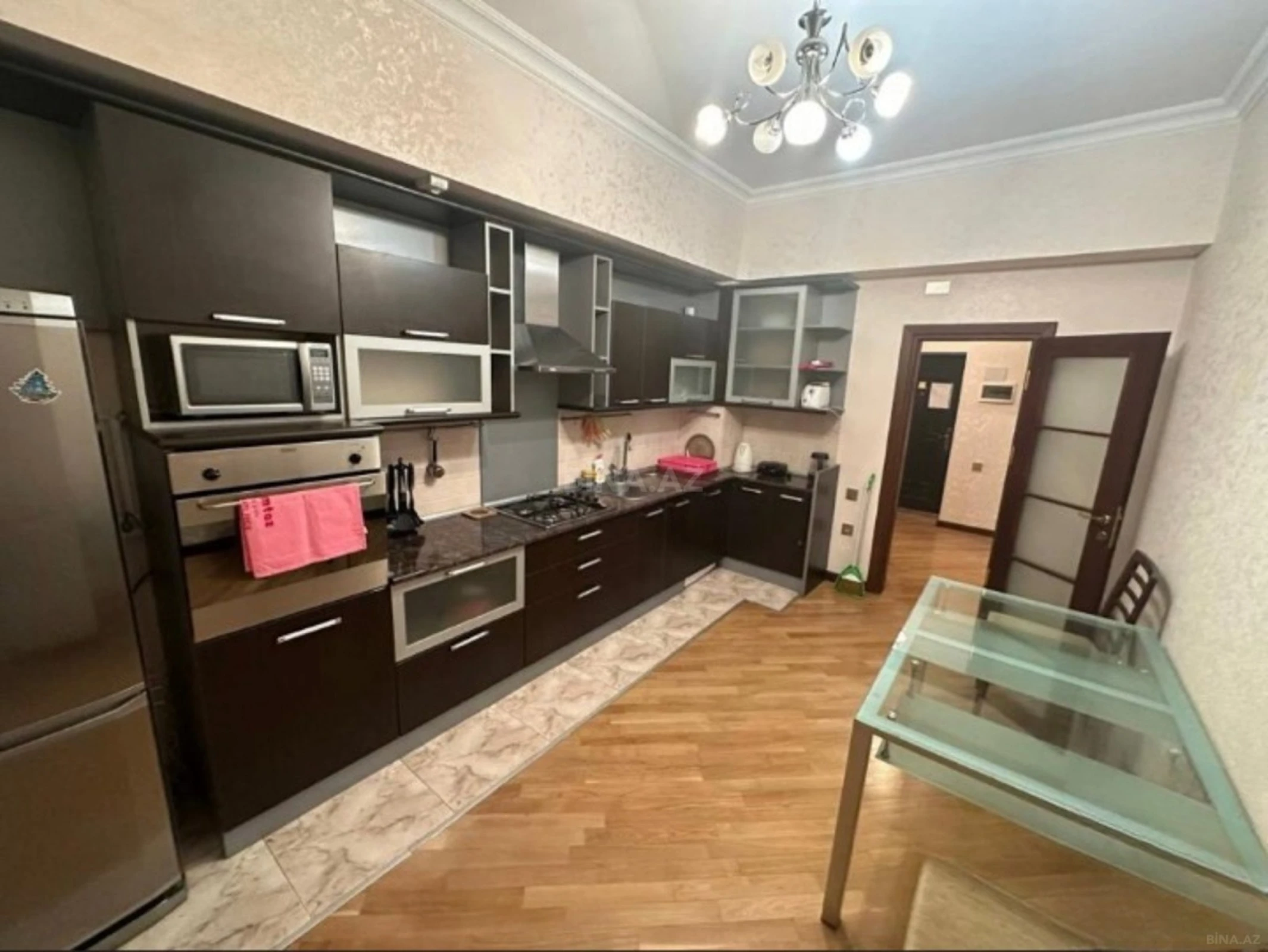 Kirayə verilir 3 otaqlı mənzil 120 m²