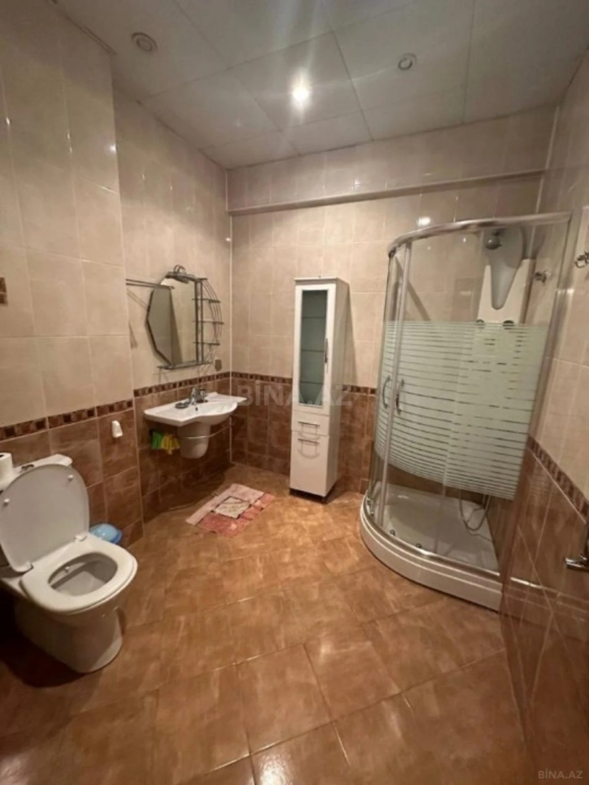 Kirayə verilir 3 otaqlı mənzil 120 m²