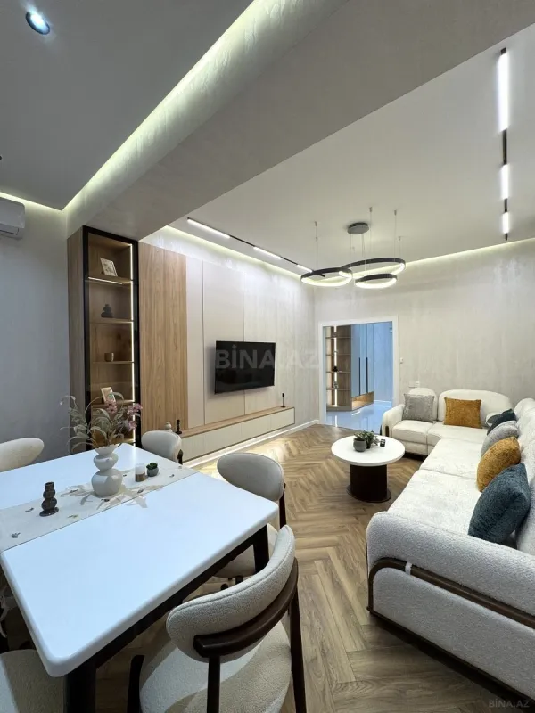 Satılır 2 otaqlı mənzil 65 m²