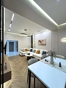 Satılır 2 otaqlı mənzil 65 m²