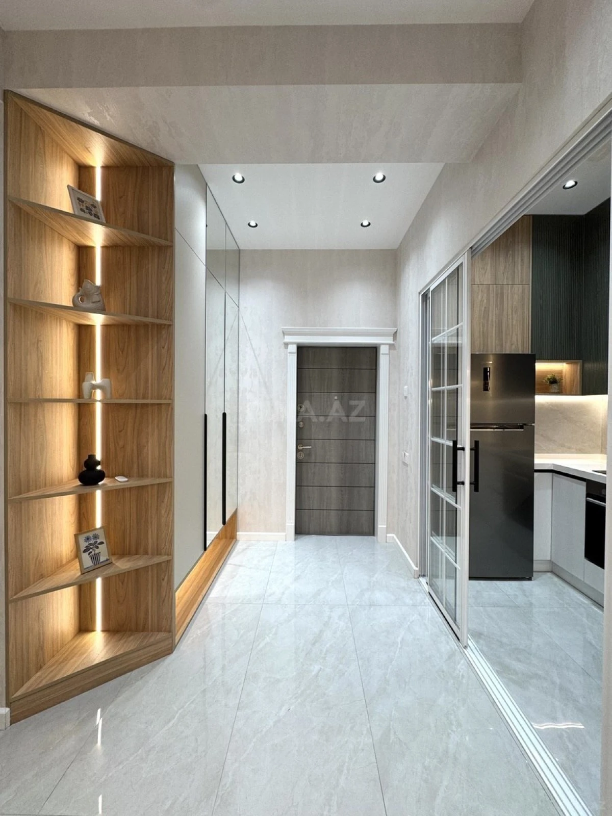 Satılır 2 otaqlı mənzil 65 m²