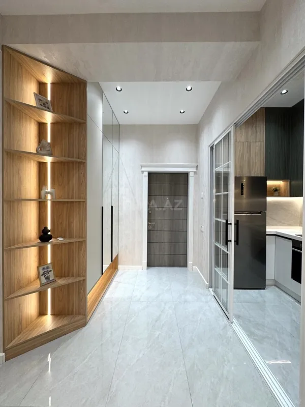 Satılır 2 otaqlı mənzil 65 m²