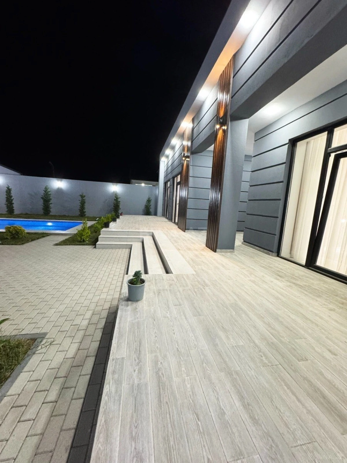 Satılır 4 otaqlı həyət evi 170 m²