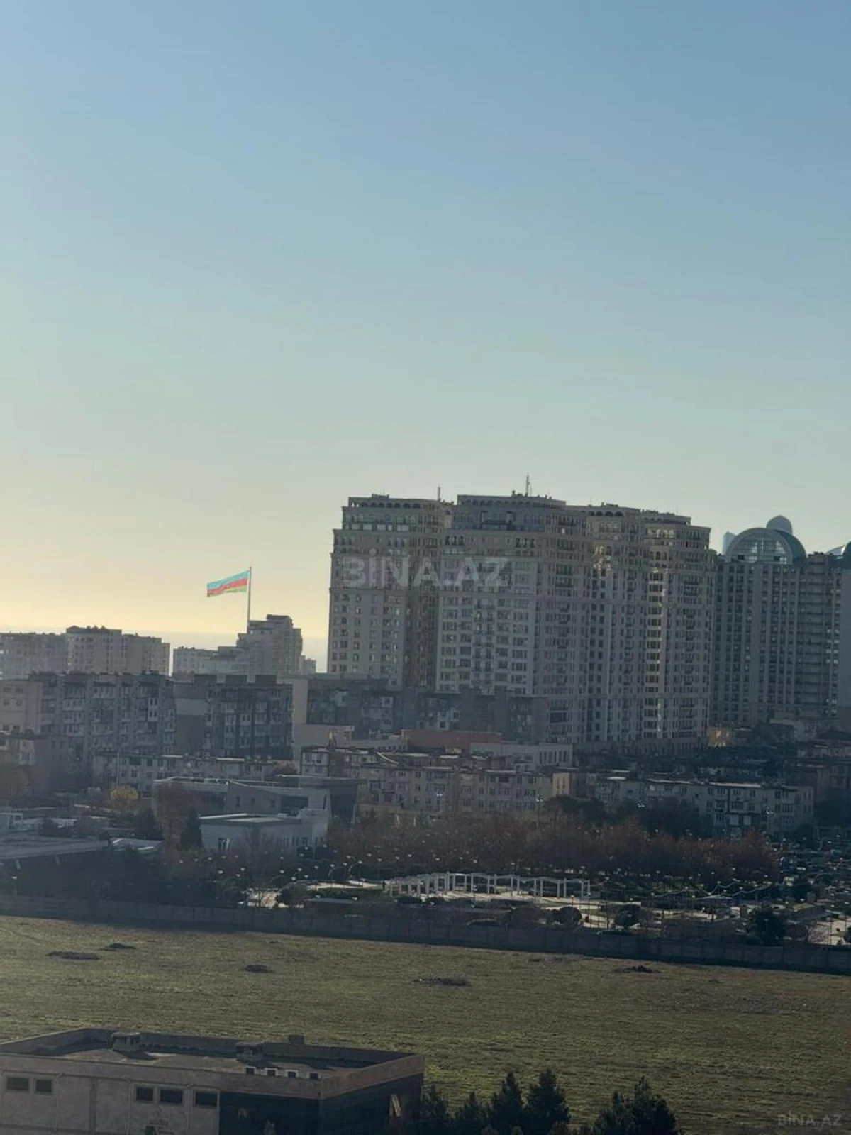 Kirayə verilir 2 otaqlı mənzil 70 m²