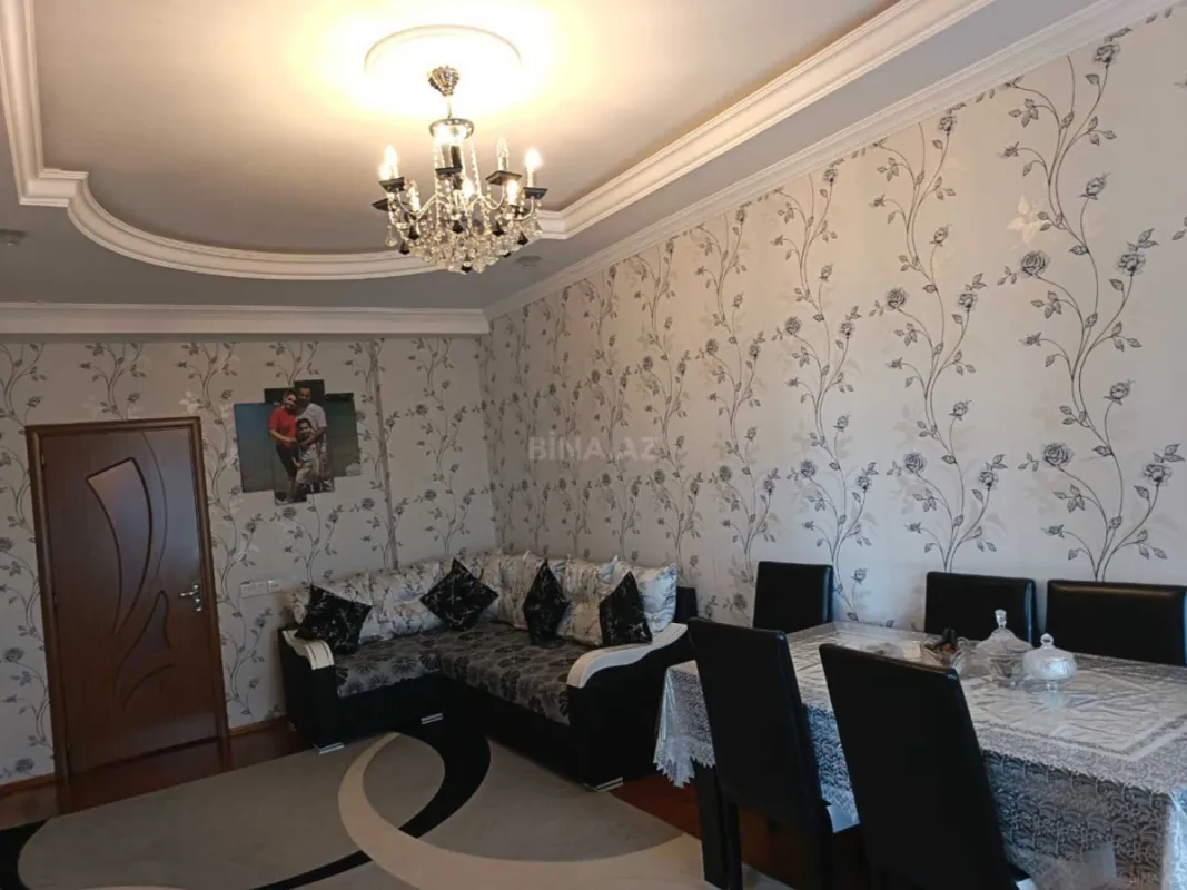 Satılır 2 otaqlı mənzil 65 m²