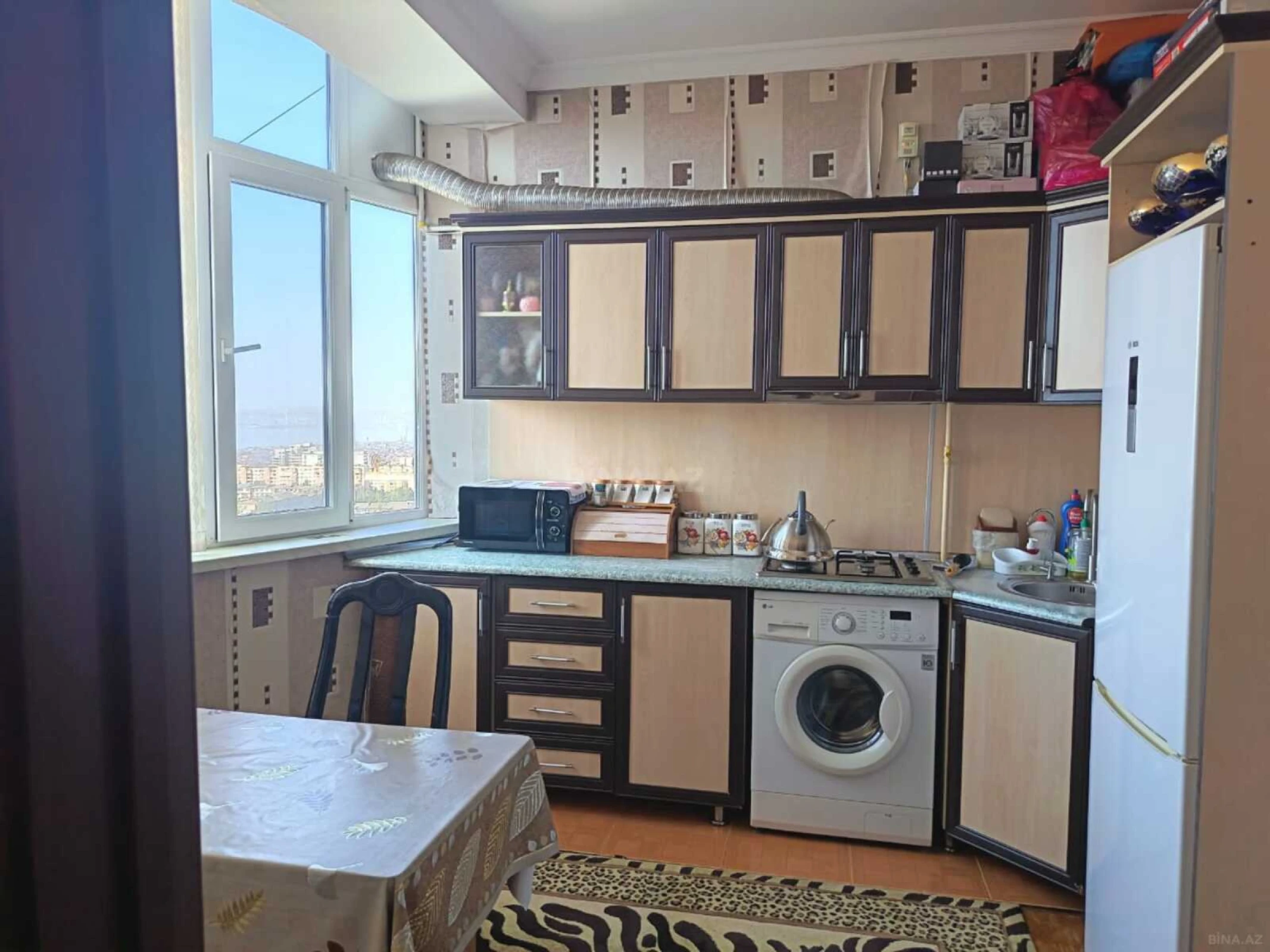 Satılır 2 otaqlı mənzil 65 m²