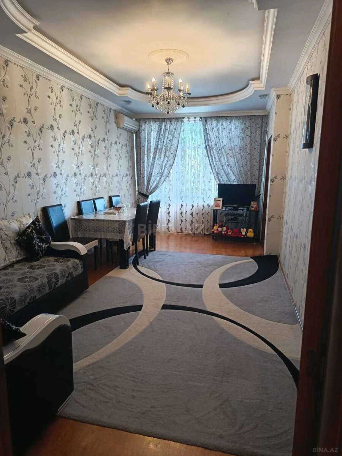 Satılır 2 otaqlı mənzil 65 m²