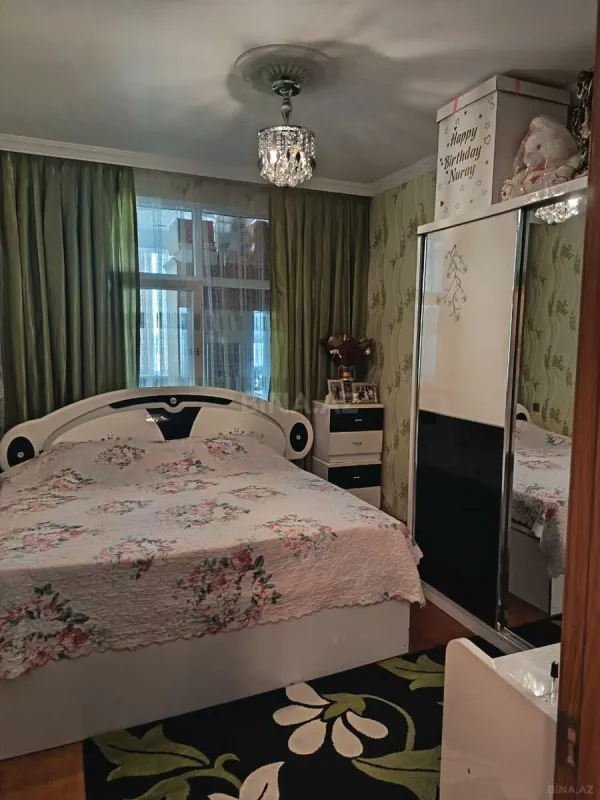 Satılır 2 otaqlı mənzil 65 m²