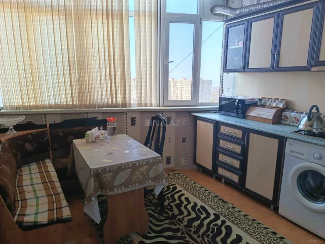 Satılır 2 otaqlı mənzil 65 m²