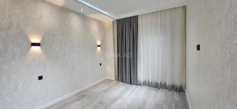 Satılır 3 otaqlı mənzil 75 m²