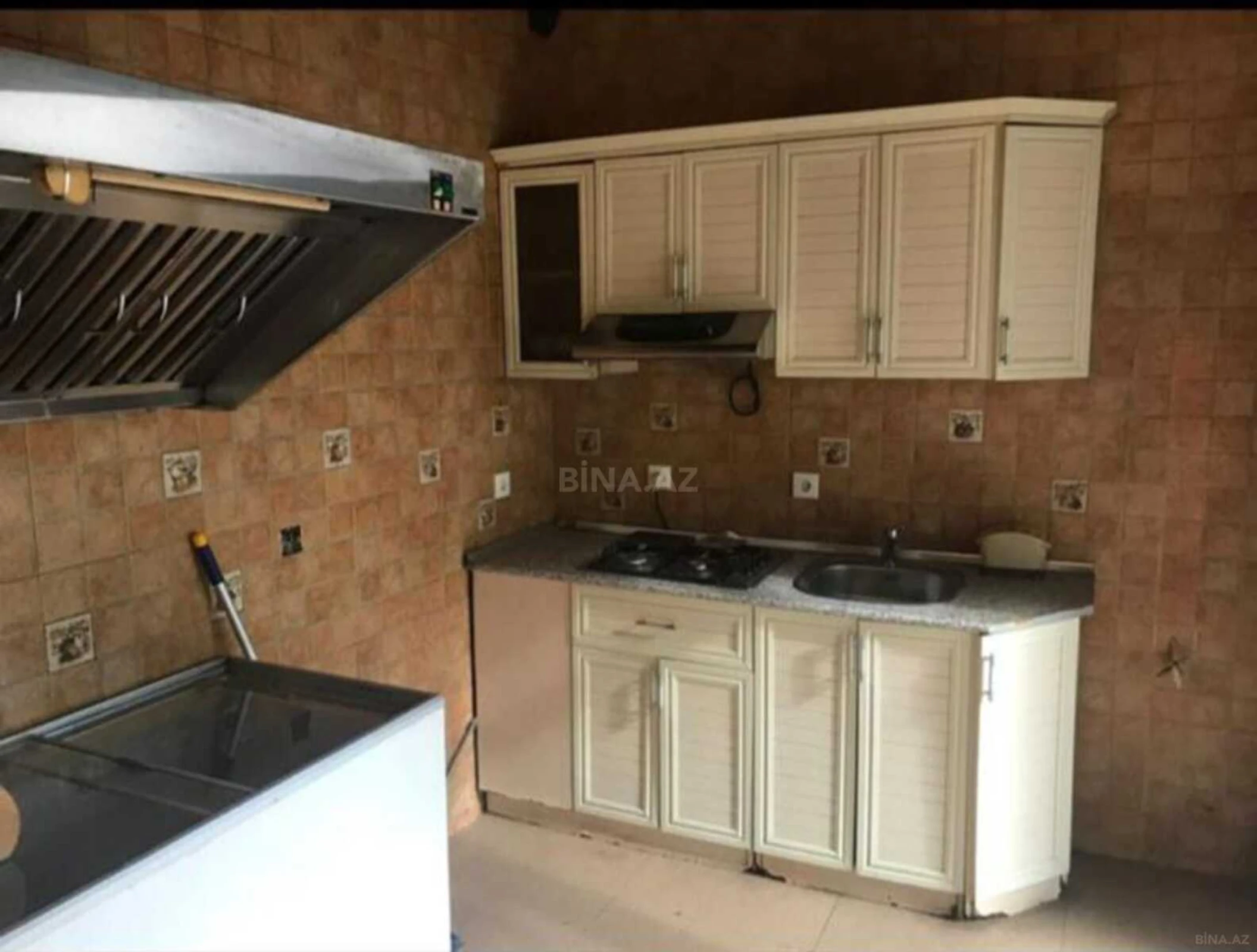 Kirayə verilir obyekt 60 m²