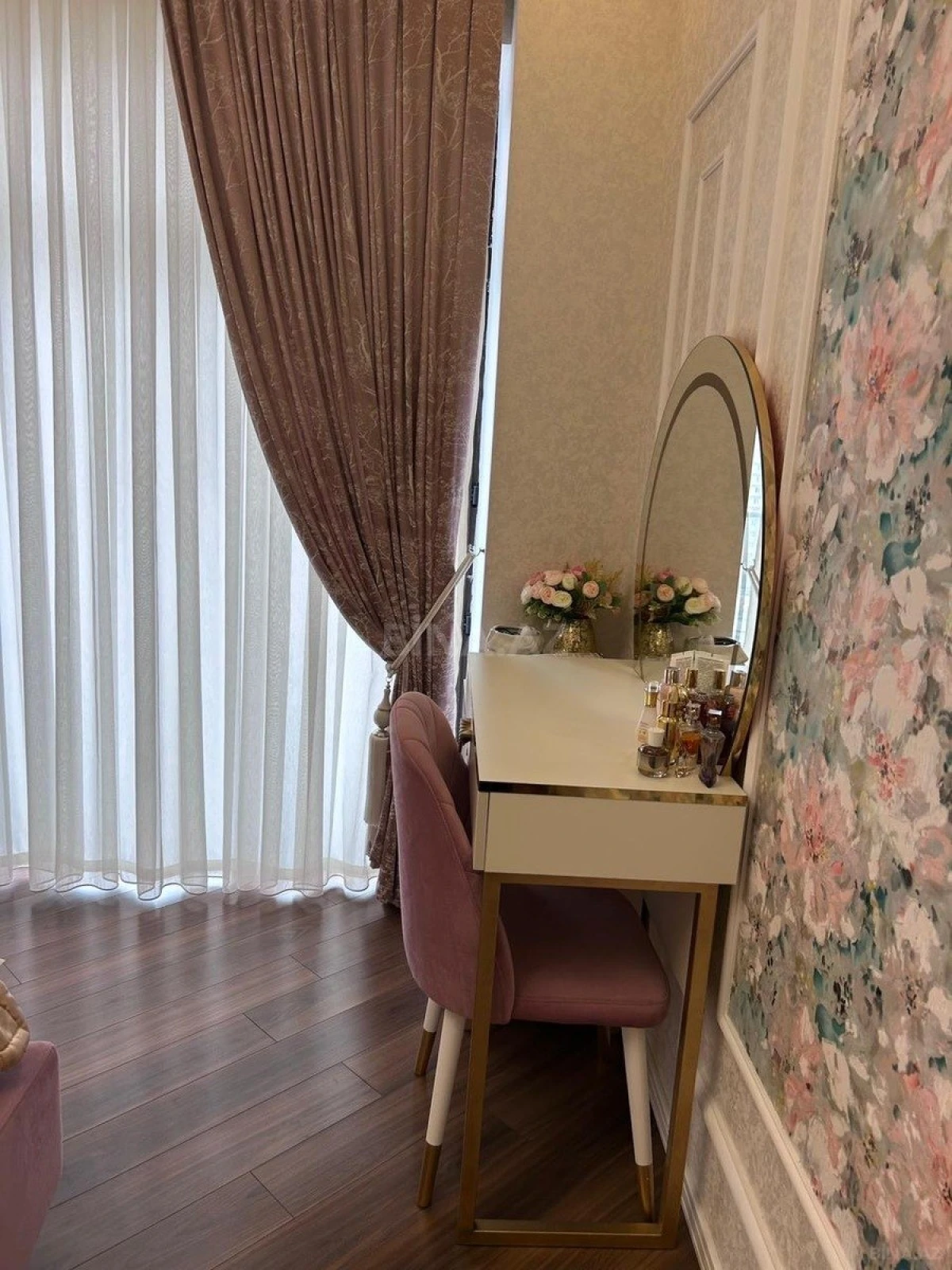 Satılır 3 otaqlı mənzil 148 m²