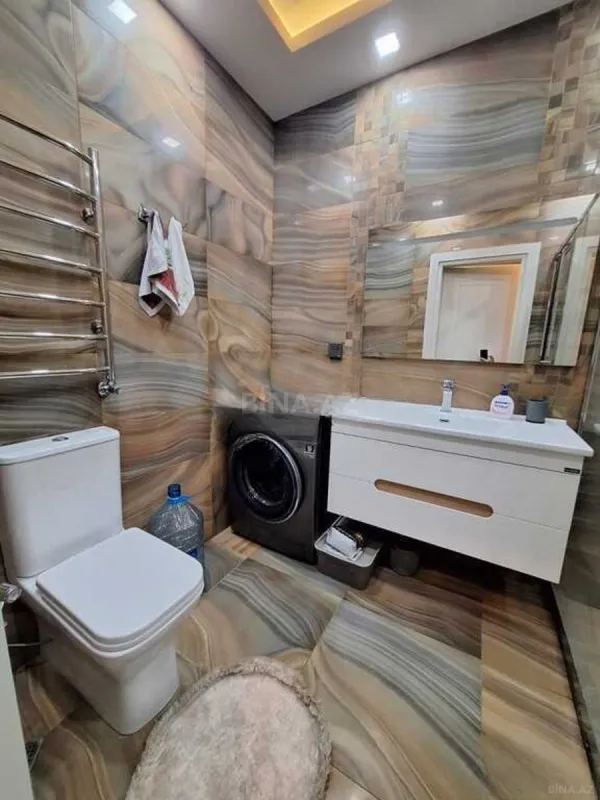 Kirayə verilir 2 otaqlı mənzil 105 m²