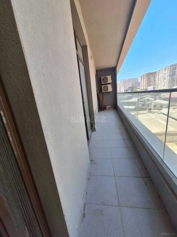 Kirayə verilir 2 otaqlı mənzil 105 m²