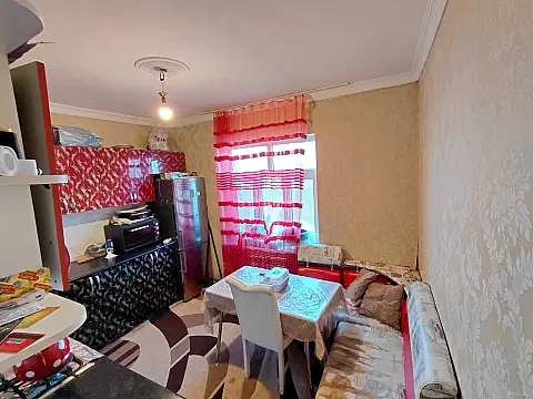 Satılır 2 otaqlı mənzil 57 m²