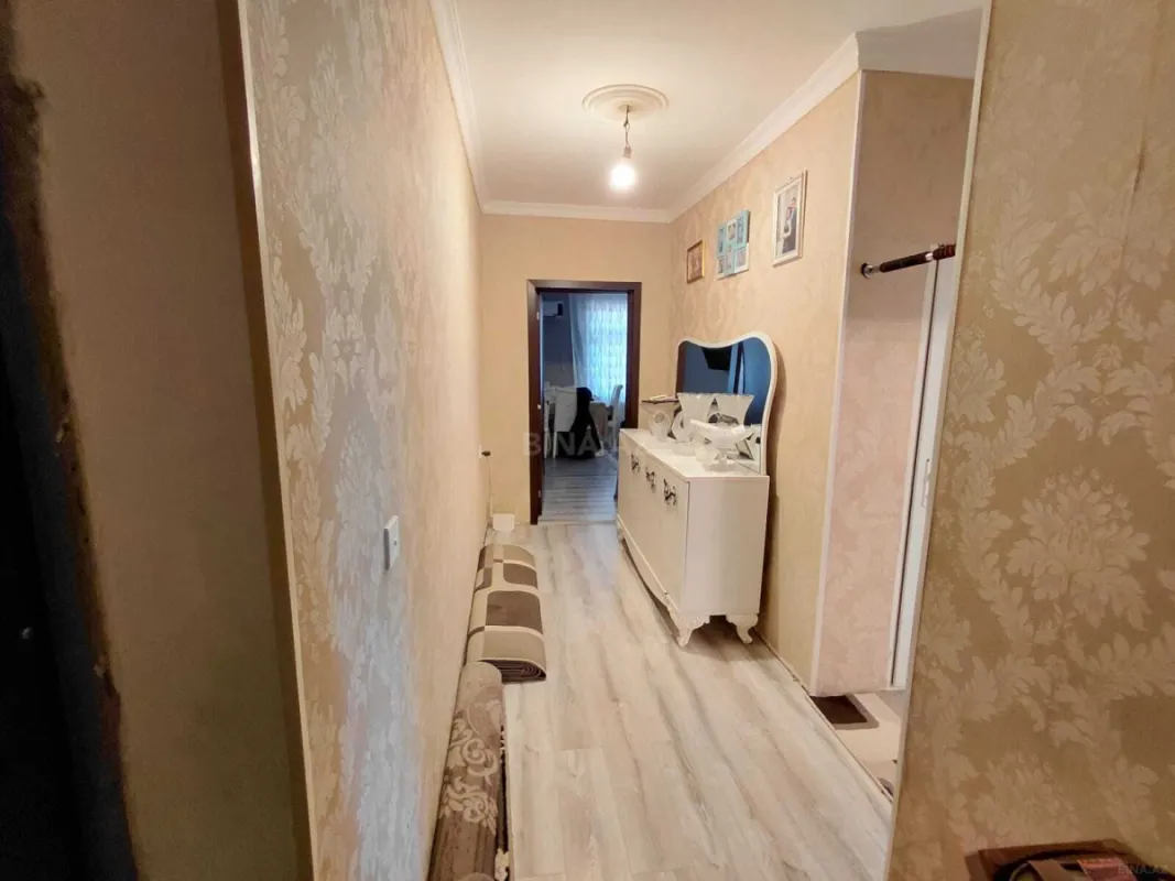 Satılır 2 otaqlı mənzil 57 m²