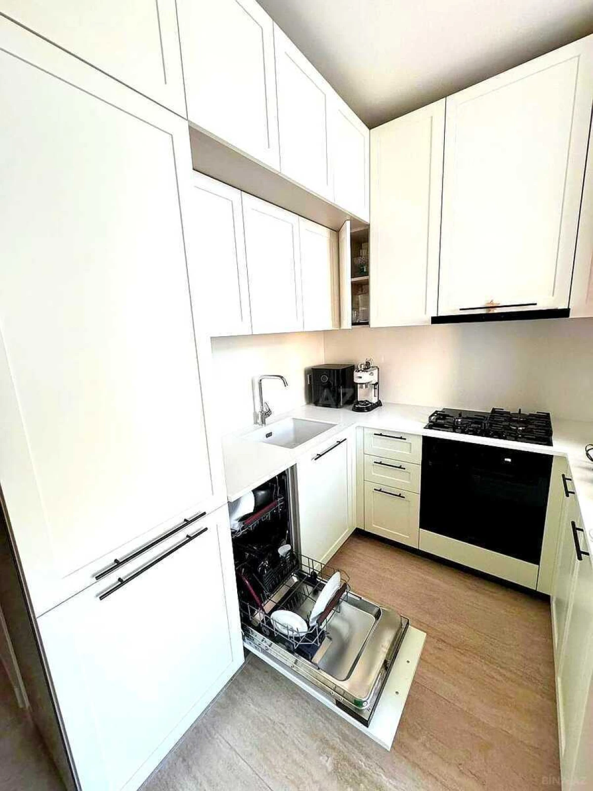 Satılır 2 otaqlı mənzil 55.5 m²
