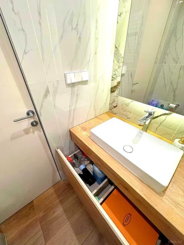 Satılır 2 otaqlı mənzil 55.5 m²