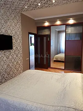 Kirayə verilir 3 otaqlı mənzil 127 m²