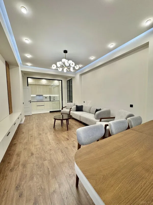 Satılır 3 otaqlı mənzil 107 m²