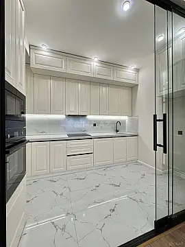 Satılır 3 otaqlı mənzil 107 m²