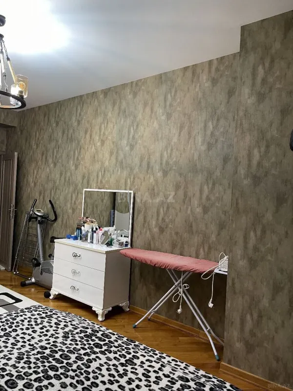 Satılır 3 otaqlı mənzil 100 m²