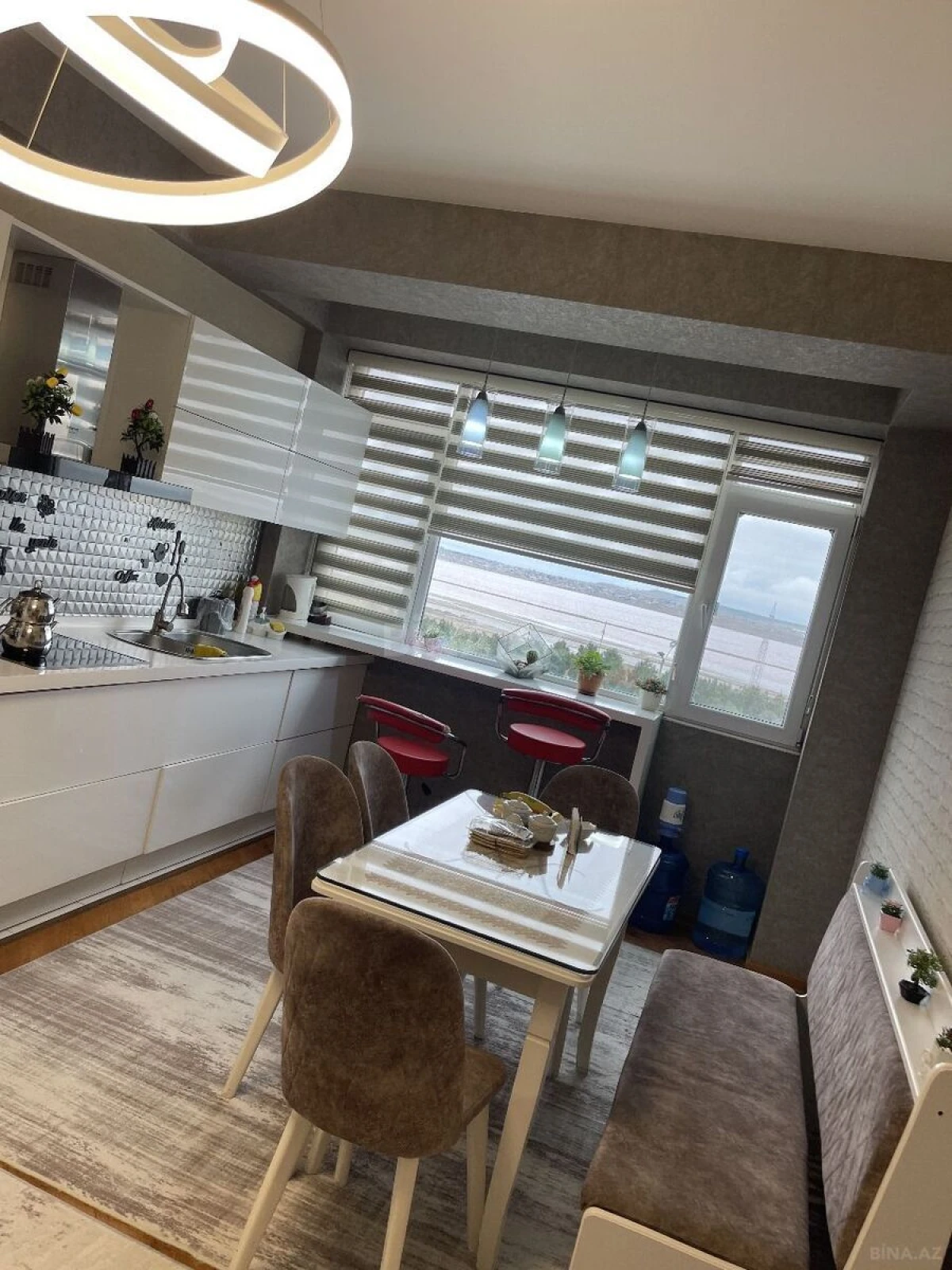 Satılır 3 otaqlı mənzil 100 m²