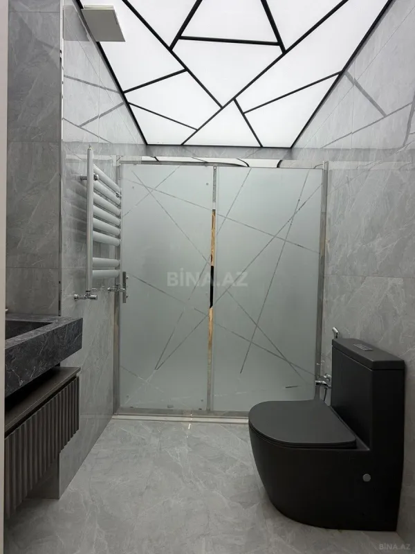 Satılır 3 otaqlı mənzil 140 m²