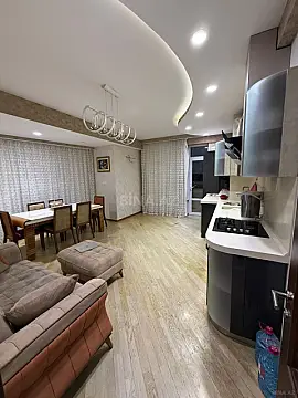 Satılır 3 otaqlı mənzil 101 m²