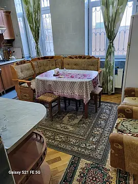 Kirayə verilir 5 otaqlı həyət evi 220 m²