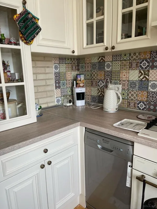 Satılır 3 otaqlı mənzil 100 m²