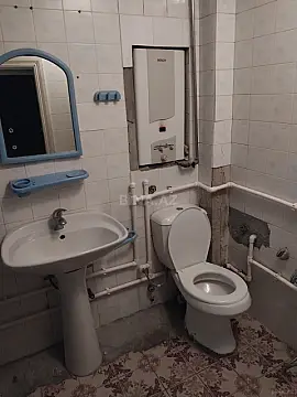 Kirayə verilir 3 otaqlı ofis 70 m²