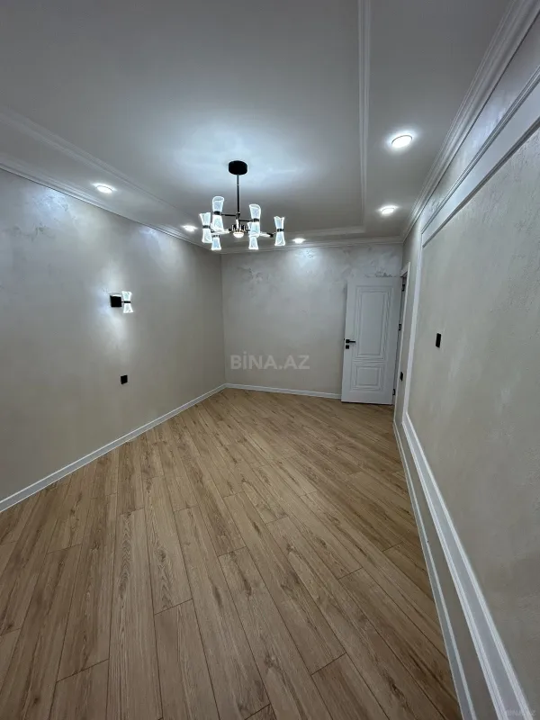 Satılır 3 otaqlı mənzil 82 m²