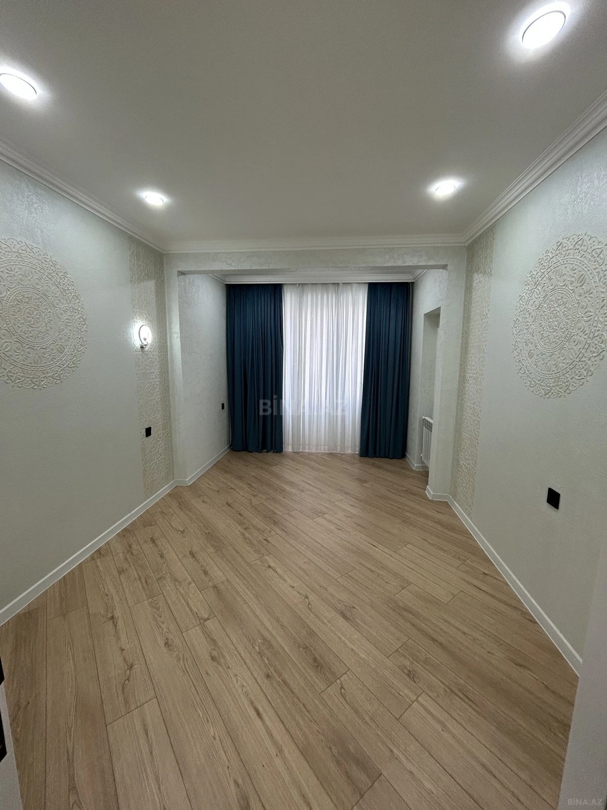Satılır 3 otaqlı mənzil 82 m²