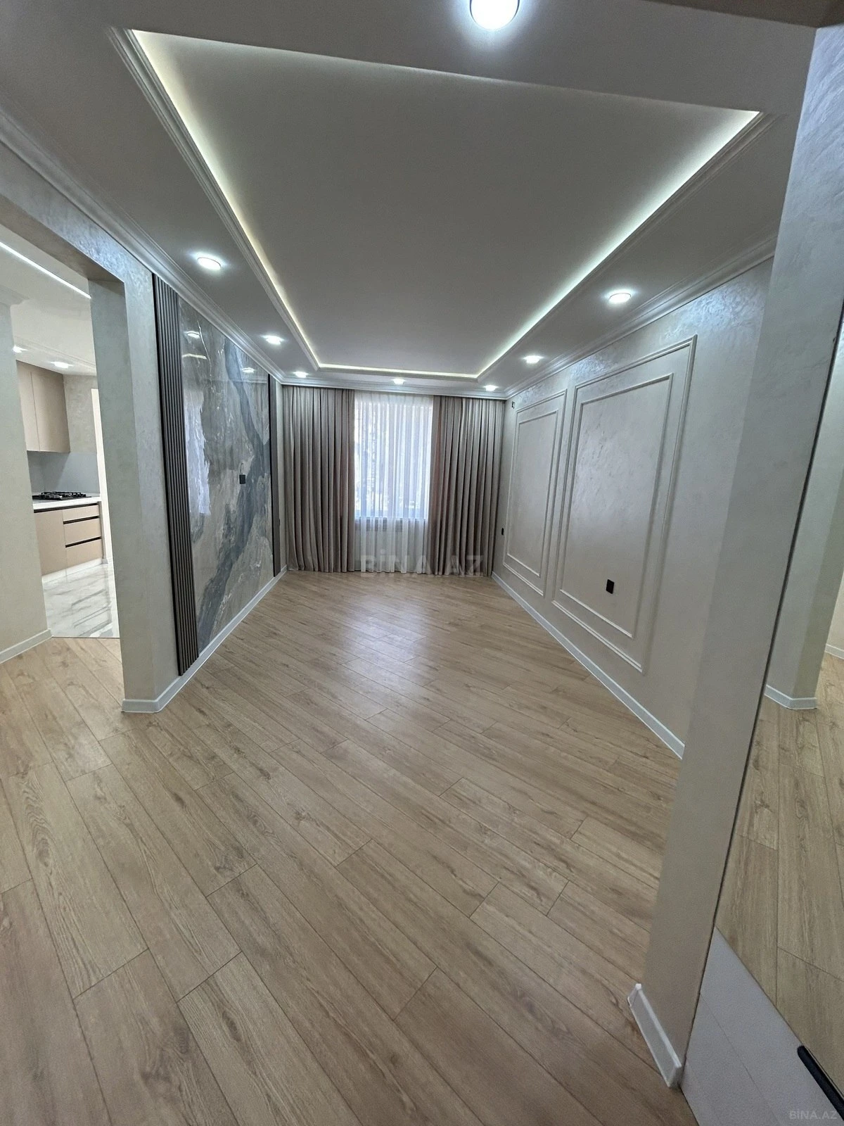 Satılır 3 otaqlı mənzil 82 m²