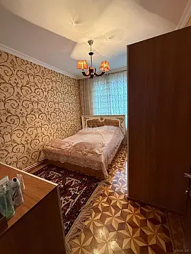 Satılır 5 otaqlı mənzil 120 m²