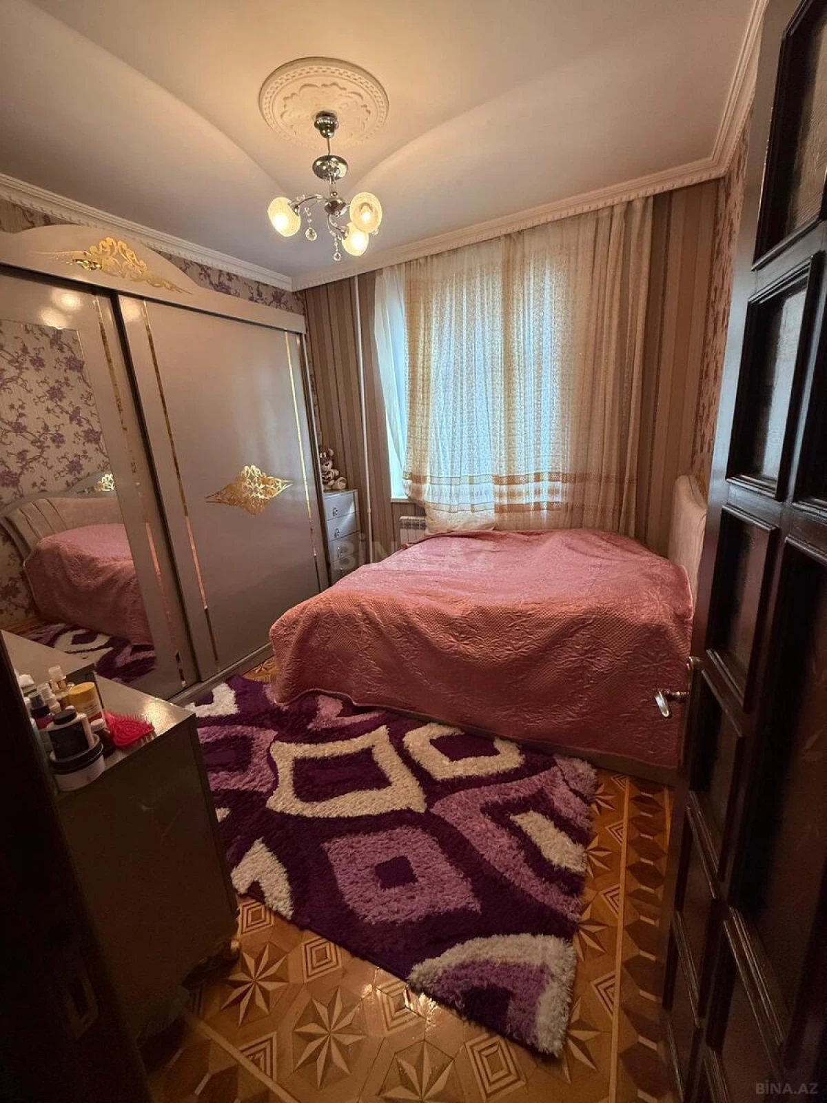 Satılır 5 otaqlı mənzil 120 m²