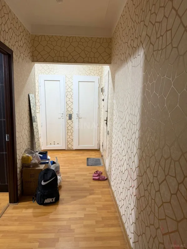Kirayə verilir 2 otaqlı mənzil 79 m²