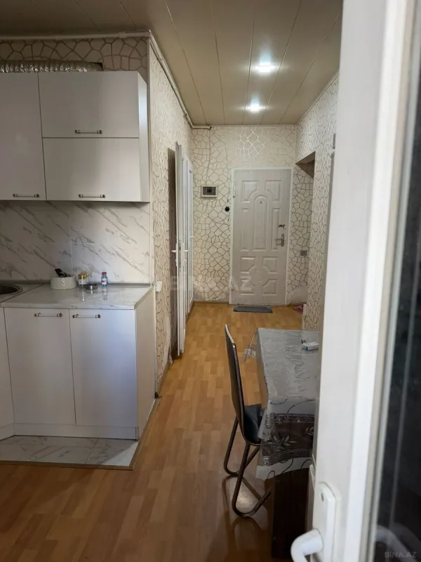 Kirayə verilir 2 otaqlı mənzil 79 m²