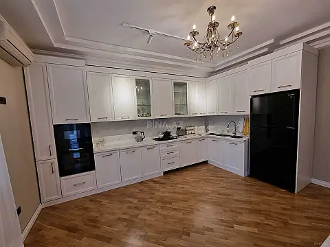 Satılır 3 otaqlı mənzil 135 m² — Bakı 3 otaq 135.00 m²