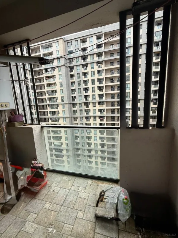 Satılır 2 otaqlı mənzil 82 m²