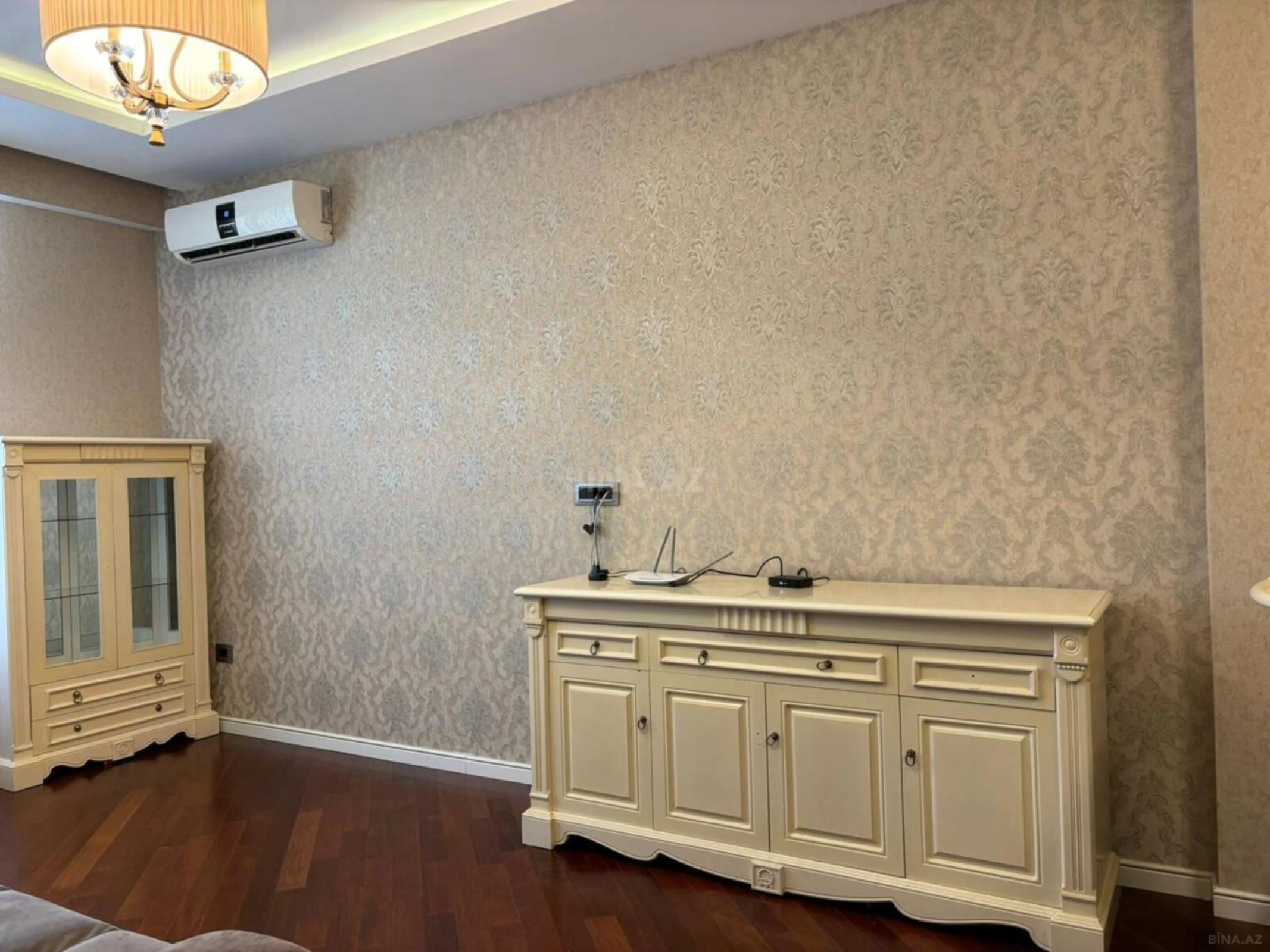 Kirayə verilir 3 otaqlı mənzil 80 m²