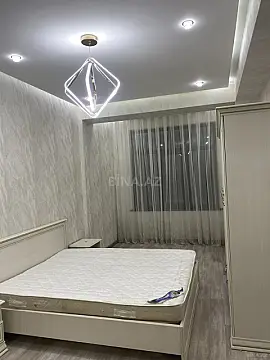 Kirayə verilir 2 otaqlı mənzil 75 m²