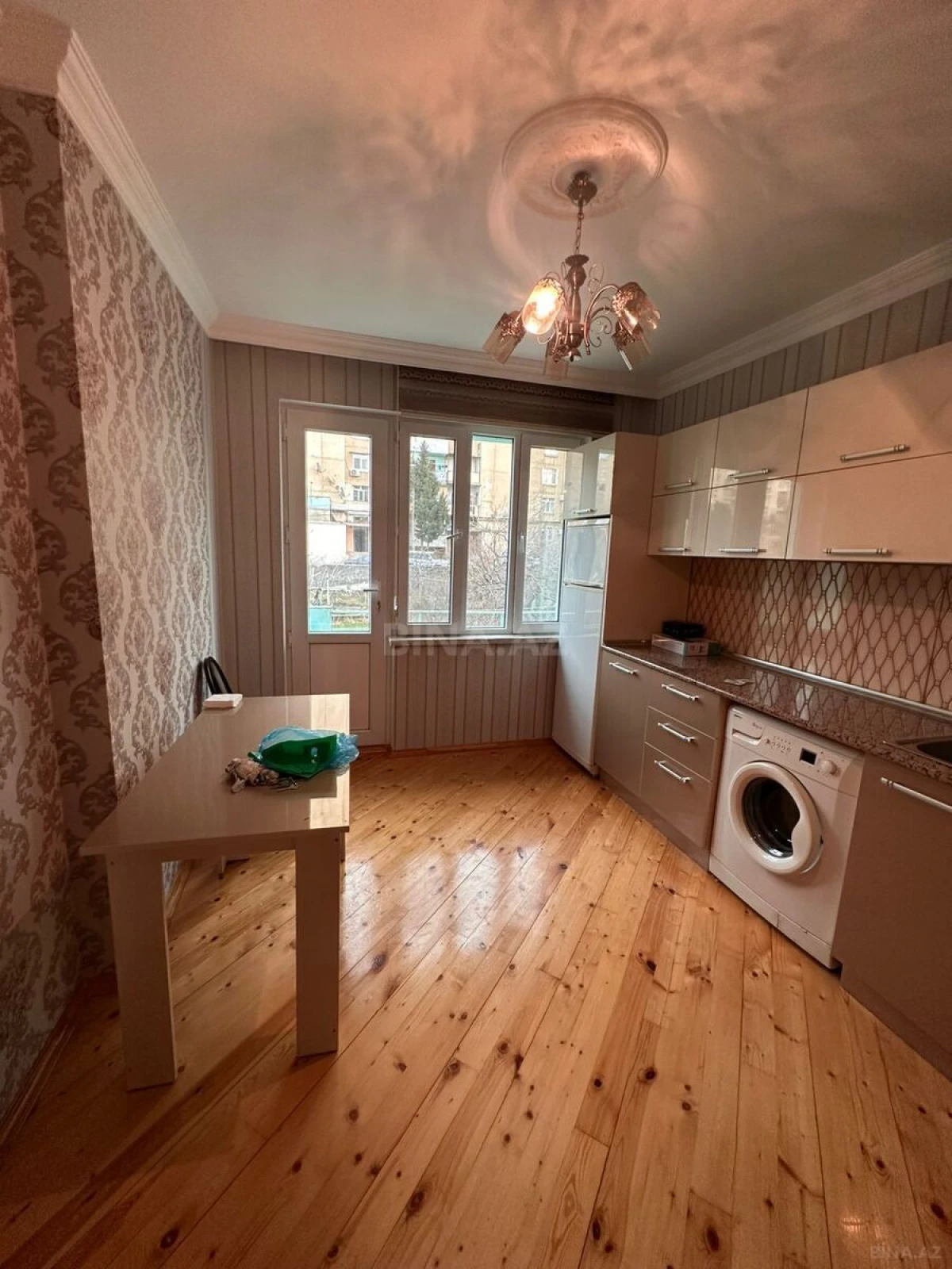 Satılır 2 otaqlı mənzil 55 m²