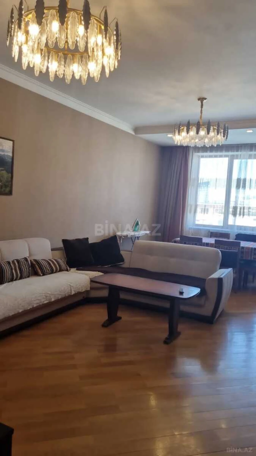 Satılır 4 otaqlı mənzil 165 m²