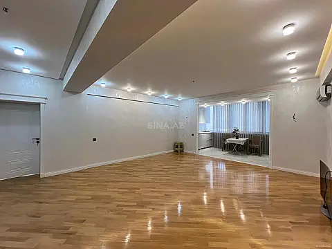 Satılır 3 otaqlı mənzil 98 m²